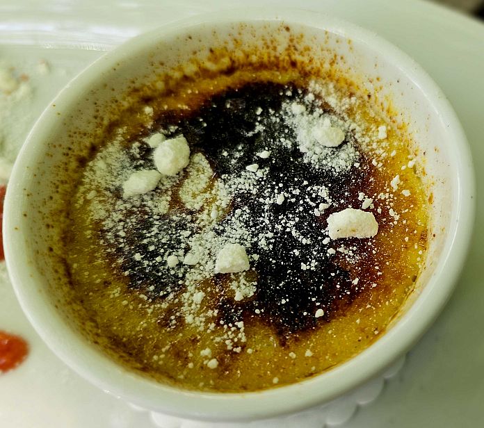 The cinnamon crème brûlée at the Kyfelsen Inn